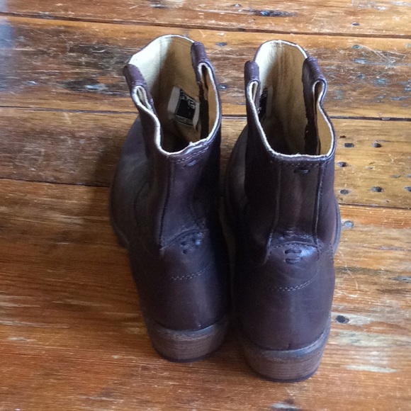 NWOT Frye Boots - Picture 4 of 6
